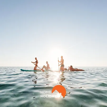 #309 Marine By Holidays Apartment *