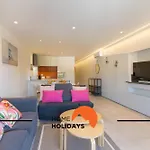 #309 Marine By Holidays Daire *