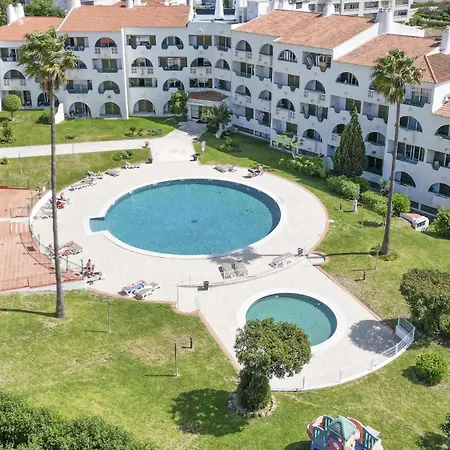 #309 Marine By Holidays Apartment *